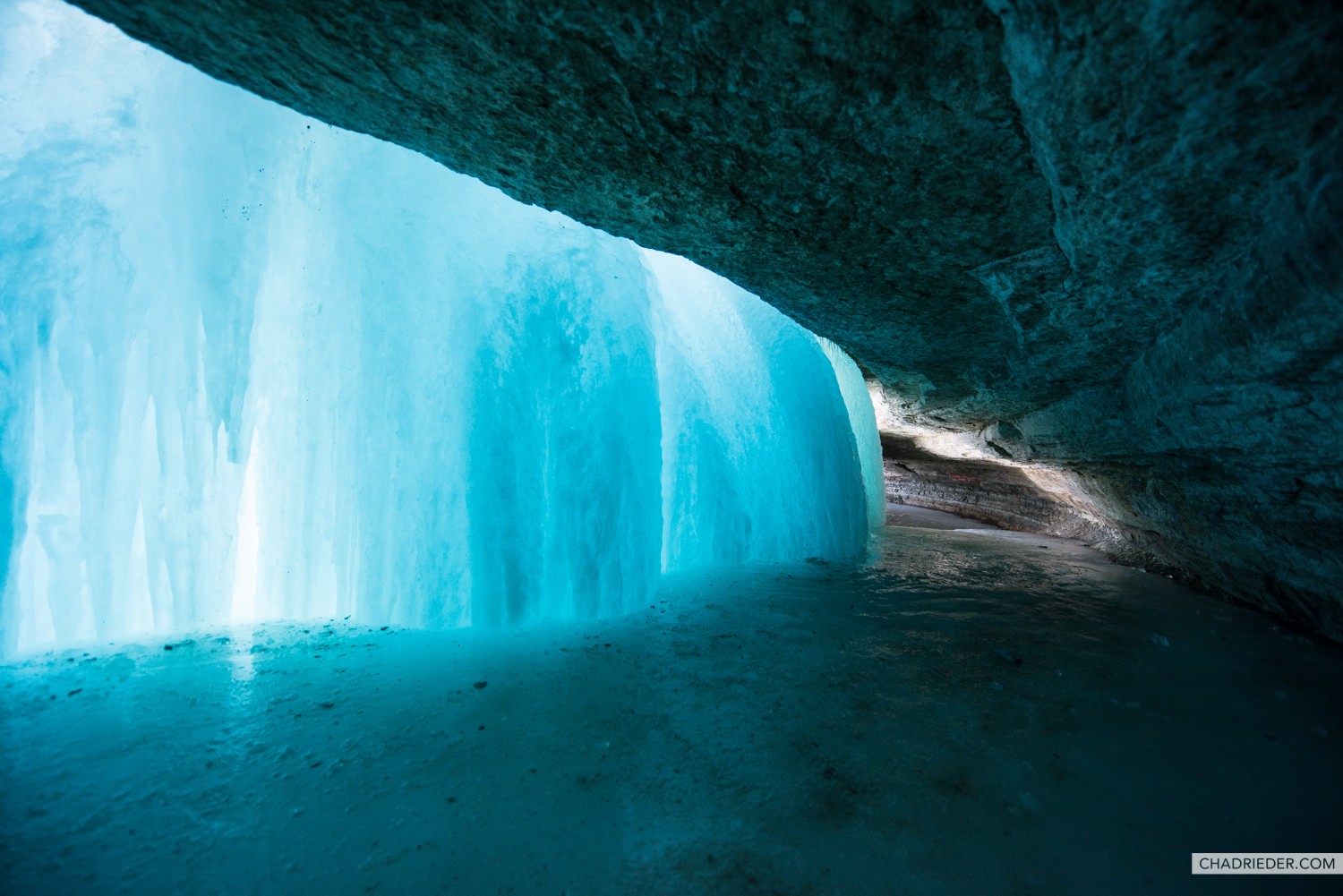 Minnehaha Falls frozen in winter | Chad Rieder